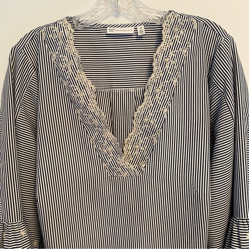 Rafaella Women's Embroidered Bell Sleeve Stripe Top Blue White Plus Size 1X - Picture 2 of 11